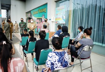 Pemkab Pati Pulangkan 14 Pemandu Karaoke ke Daerah Asal