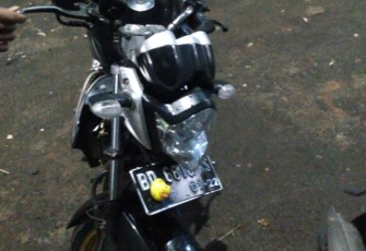  sepeda motor Yamaha Vixion Nomor Polisi BD 6610 KS