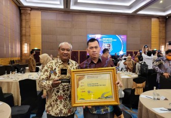 Sekretaris Utama BNPB Dr. Lilik Kurniawan menerima penghargaan tersebut dari Plt. Kepala BKN Bima Haria Wibisana di Jakarta, Senin (5/9) kemarin.