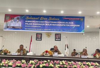 Sekda Kabupaten Asahan saat Buka Bimbingan Dan Pelatihan Pengelolaan Pajak Daerah Di Wilayah Kabupaten Asahan