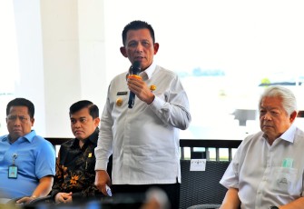 Gubernur Kepulauan Riau H. Ansar Ahmad saat memberikan sambutan.