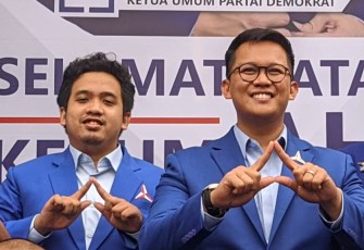 Putra Gubernur Jawa Timur Khofifah yakni Ali Mannagalli Parawansa dan putra Ketua DPD RI La Nyalla Mattaliti, Ali Affandi.
