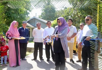 Gubernur Ansar Resmikan Jalan di Pulau Pangkil dan Mantang di Penghujung Tahun 