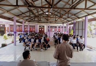 Personil polres Bitung saat gelar sosialisasi terpadu penerimaan anggota Polri T.A 2022.