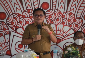 Walikota Bitung Maurits Mantiri saat memberikan sambutan pada kegiatan pelatihan GTA-GTS