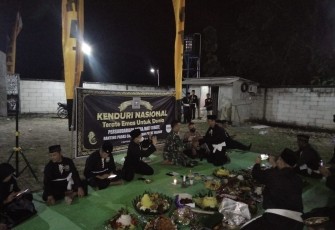 Anggota Koramil Padas saat Pantau Kegiatan di Wilayah Binaannya 
