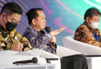 Dirjen Keuda Kemendagri Agus Fatoni dalam Rakorpusda Pengendalian Inflasi Tahun 2022 di Shangri-La Ballroom, Surabaya, Jawa Timur, Rabu pekan lalu.