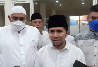 Emil, usai tasyakuran dan doa bersama di Ponpes Al Jihad Surabaya, Jumat (1/4/2022) petang keamrin.
