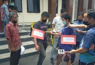 Reka adega rekonstruksi 