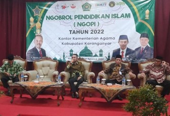 Acara diskusi Ngobrol Pendidikan Islam (Ngopi) bersama Anggota Komisi VIII DPR RI, Paryono, yang diselenggarakan oleh Kantor Kementerian Agama Kabupaten Karanganyar, di Hotel Taman Sari, Rabu (24/8/2022).