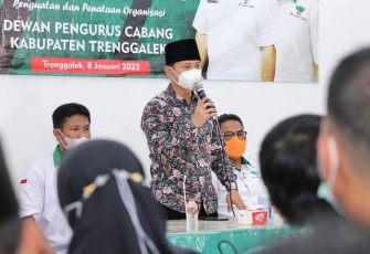 Bupati Trenggalek, Mochamad Nur Arifin, saat membuka Muscab HKTI, Sabtu (8/1/2022) (Foto: Hardi Rangga, klikwarta.com)