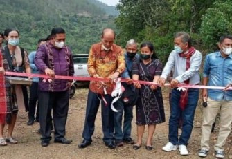 Wakil Bupati Samosir Drs. Martua Sitanggang resmikan objek wisata Siarubung