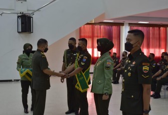 Prajurit Wisudawan Terbaik Poltekad