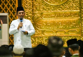 Gubernur Kepri, H.Ansar Ahmad