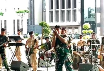 Vokalis Dan Grup Band Harumkan Kodam III/Slw