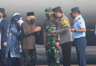 Danlanud Iswahjudi Sambut Wapres RI
