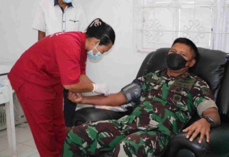 Peringati HUT ke-76 TNI AU, Lanud Silas Papare Gelar Donor Darah