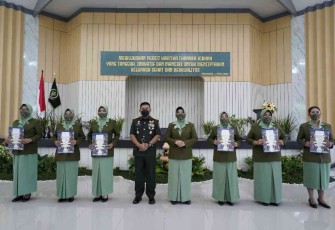 Pangdam Hasanuddin Hadiri Acara Puncak HUT ke-76 Persit Kartika Chandra Kirana Tahun 202