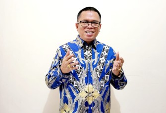 Ketua Umum Himpunan Penambang Kuarsa Indonesia, Ady Indra Pawennari
