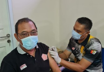 Vaksinasi Booster untuk wartawan di satkes Denma Koopsud 1. Kamis (21/4/22)
