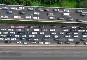 One way di tol Jakarta-Cikampek melalui foto udara. Sabtu (07/05/2022)