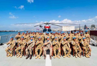 Foto bersama satgas MTF di KRI SIM 367. Sabtu (07/05/2022)