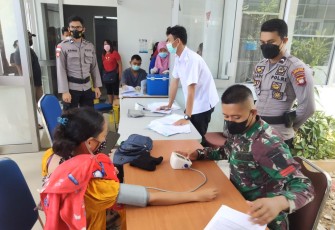 Vaksinasi booster masyarakat di perbatasan. Rabu (11/05/2022)