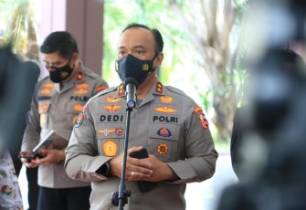 Kadiv Humas Polri saat memberikan keterangan pers Densus 88 di Jakarta. Rabu (11/05/2022)