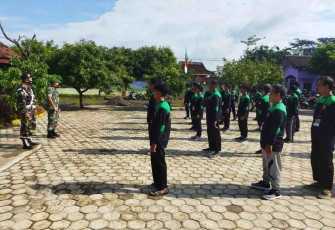 Latihan PBB Diksar Banser di desa Macanan. Rabu (18/05/2022)