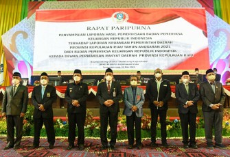 Gubernur Kepri bersama Ketua DPRD dan BPK