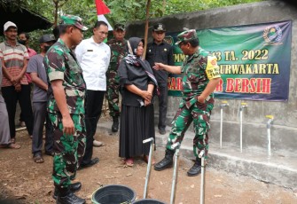 Kadispenad saat Kunjungi Lokasi TMMD Kodim 0619/Purwakarta ke-113