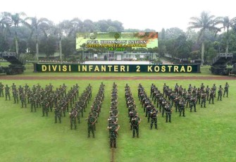 Pangdivif pimpin apel dansat tersebar Divif 2 Kostrad TA. 2022