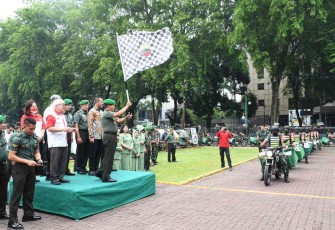 Pangdam I/BB melepas Babinsa menyalurkan paket sembako