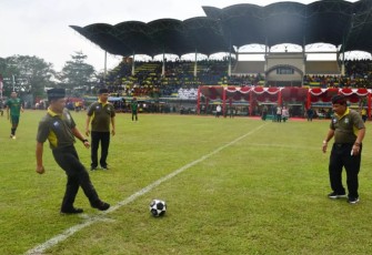 Kick off Danrem 081/DSJ resmikan liga santri piala Kasad wilayah Korem 081/DSJ