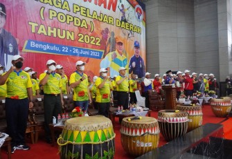 Pekan Olahraga Pelajar Daerah (Popda) Tahun 2022 Provinsi Bengkulu saat dibuka secara resmi oleh Gubernur Bengkulu Rohidin Mersyah, di Gedung Balai Buntar Bengkulu, Rabu (22/6).