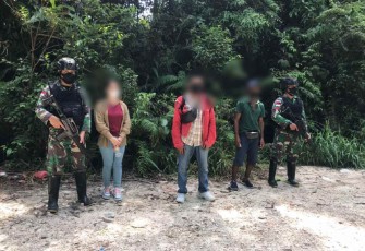 Amankan 3 WNI diduga PMI Non Prosedural di perbatasan 