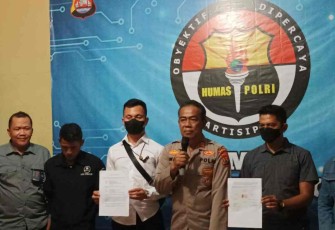Polresta Serang Kota saat memberikan keterangan pers video viral