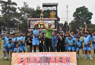 Kesebelasan  Darul Amanah FA Kendal juara Liga Santri jajaran Korem 073/Mkt  