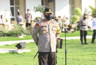 Kapolda Jateng saat memberikan arahan