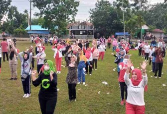 Senam bersama sambut HUT ke 77 RI 