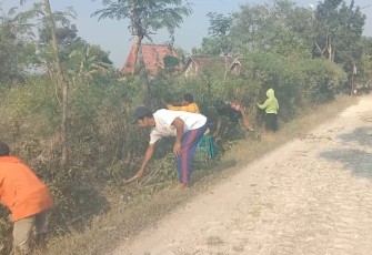 Sertu Martono saat kerja bagi di wilayah binaan