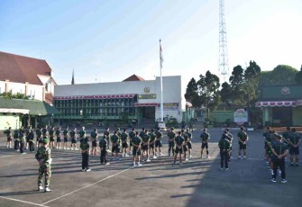  Olahraga Bersama Prajurit Korem 073/Makutarama