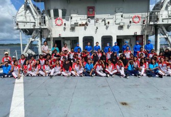 Open ship KRI Tarakan 905 di Kepulauan Aru