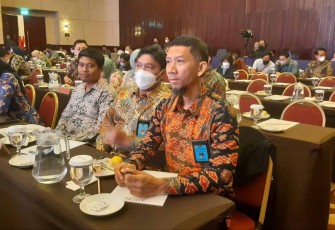 Plt Kabid Yankum Santun Maspari Siregar saat mengikuti bimtek layanan Apostille di Bogor, Kamis (29/9)