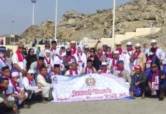 Ibadah umroh 70 prajurit TNI AL berprestasi 