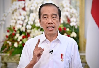 Presiden Joko Widodo saat memberikan keterangan pers di istana negara Jakarta. Jum'at (7/10) 