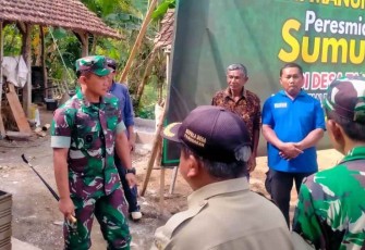 Danrem 081/DSJ Kolonel Inf Deni Rejeki tinjau pengeboran TNI Manunggal Air di Kabupaten Trenggalek 