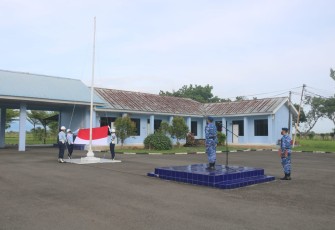 Upacara bendera Lanud Sugiri Sukani 