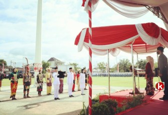Bupati Blitar Rini Syarifah Pimpin Upacara Hari Sumpah Pemuda ke-94 