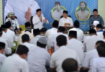 Istighosah dan Mengaji Bersama Gus Kautsar di Masjid Al-Muhajirin, Kemendesa PDTT, Jakarta, Rabu (30/11/2022).